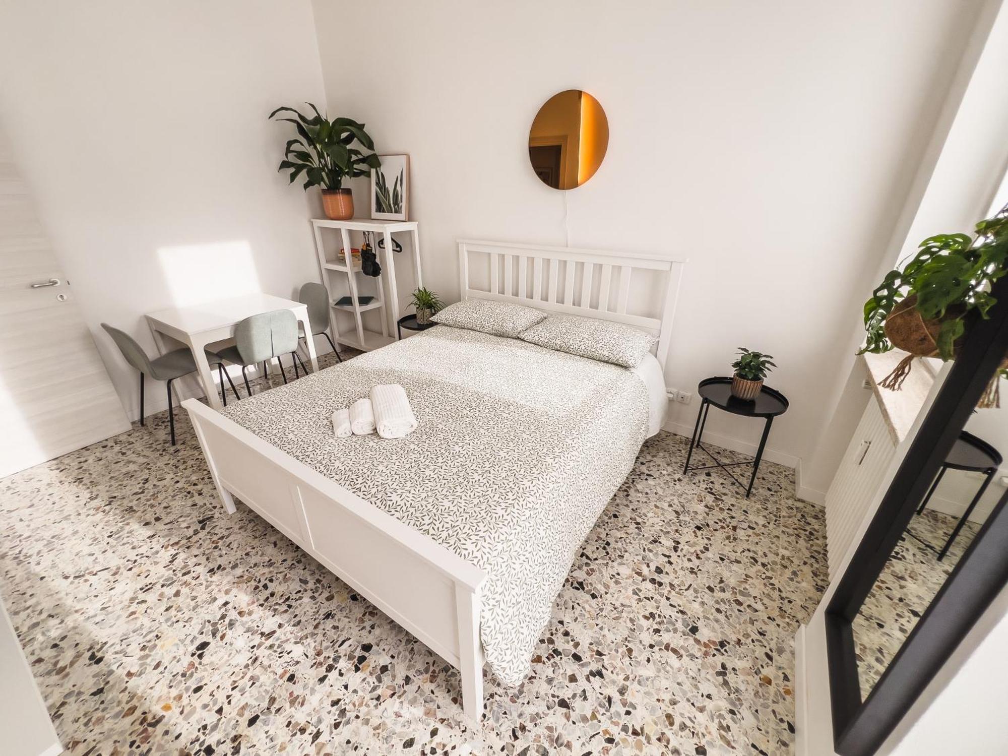 Апартаменты Freshly Renovated 10 Minutes From Arena Верона Экстерьер фото
